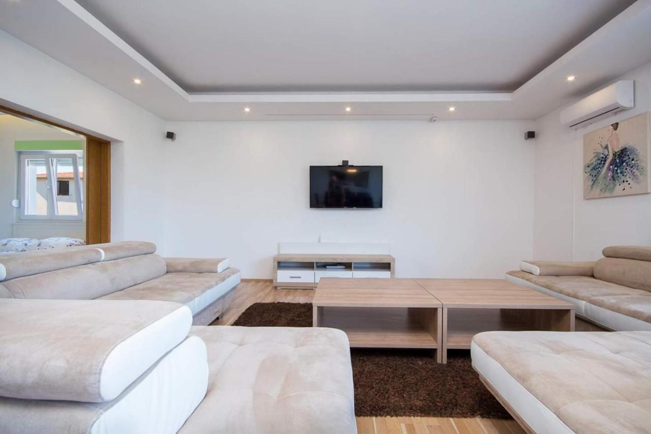 Apartmant & Rooms Villa Rosa Medulin Pomer Zewnętrze zdjęcie